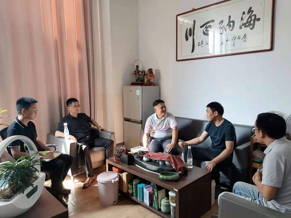 國資運營公司走訪九龍園區(qū)企業(yè)，服務(wù)重點項目發(fā)展
