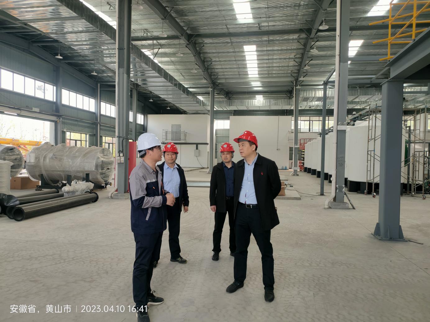 區(qū)國投集團總經理邵楠一行到九龍科創(chuàng)園調研并組織開展安全生產督導檢查